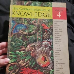 🖤5/$12 The Golden Treasury Of Knowledge Vol 4